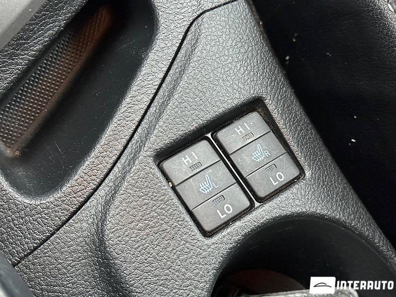 Toyota Auris 12 toyota auris 2014