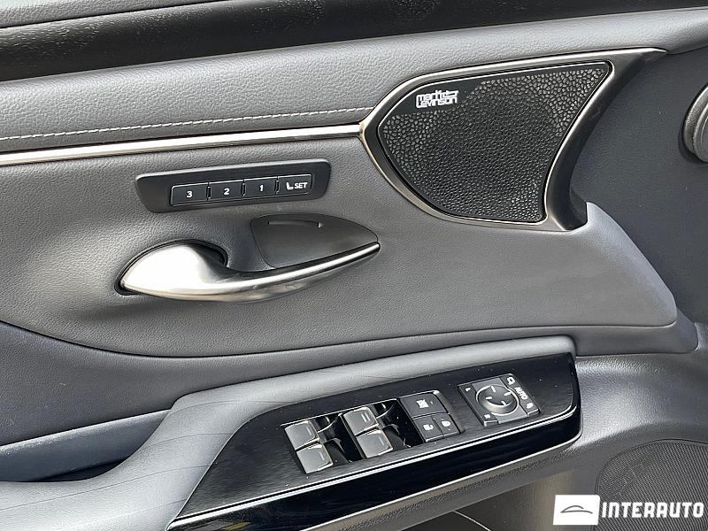 Lexus ES 300h 18 lexus es 300h 2022