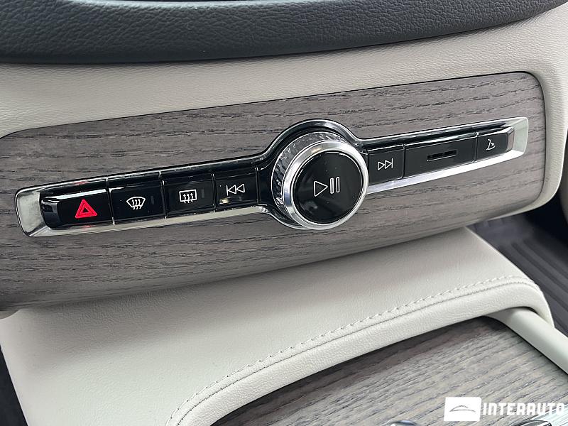 Volvo XC 90 16 volvo xc 90 2022