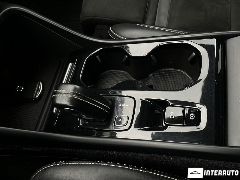 Volvo XC 40 12 volvo xc 40 2018