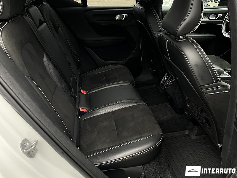 Volvo XC 40 17 volvo xc 40 2018