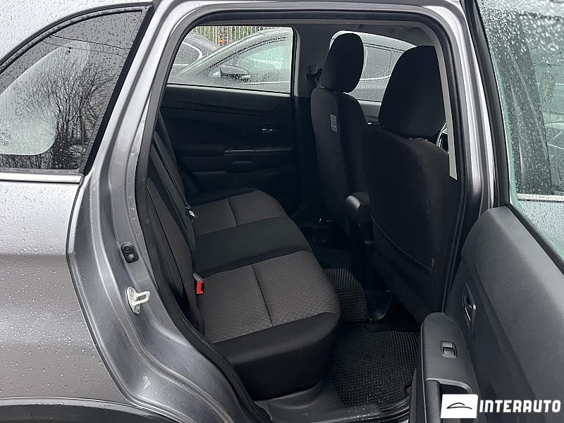 Mitsubishi ASX 15 mitsubishi asx 2016