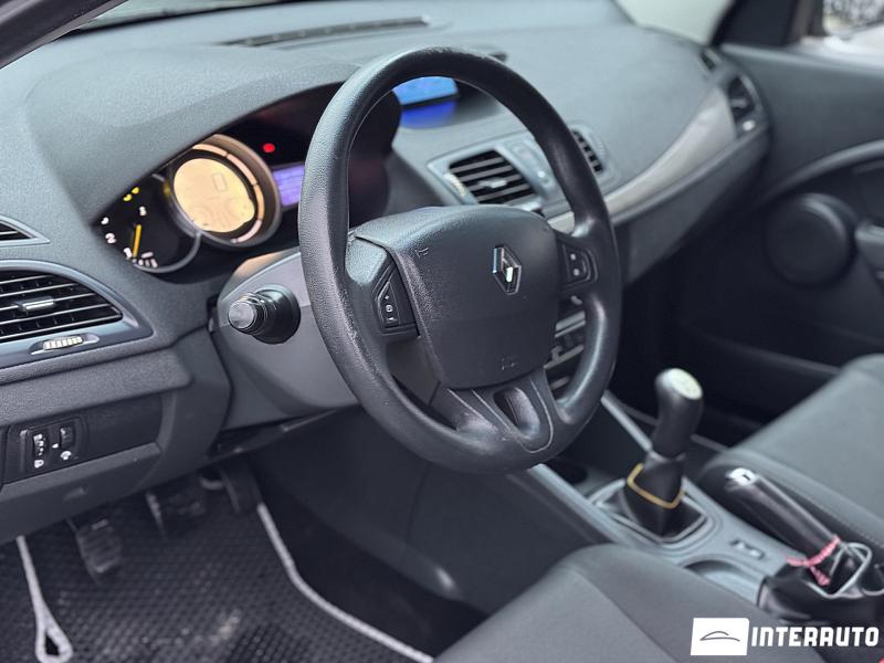 Renault Megane 8 renault megane 2013