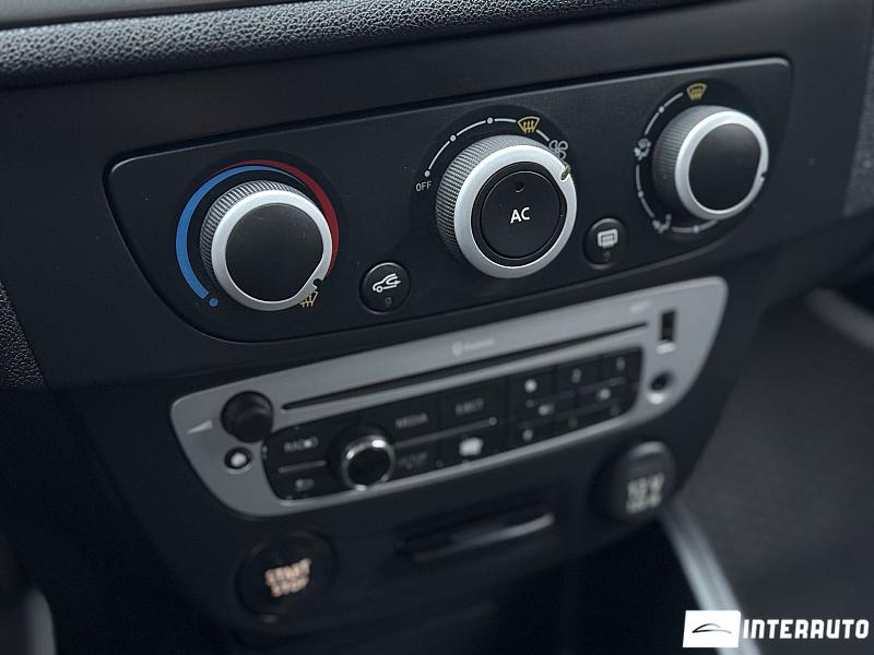 Renault Megane 13 renault megane 2013