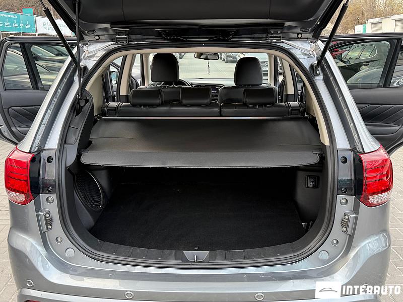 Mitsubishi Outlander 17 mitsubishi outlander 2015