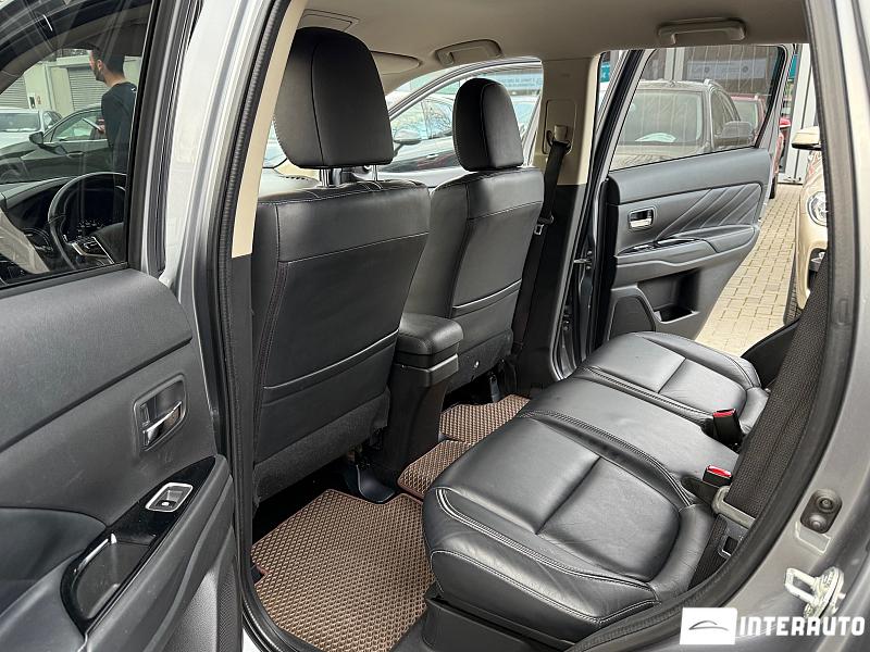 Mitsubishi Outlander 6 mitsubishi outlander 2015