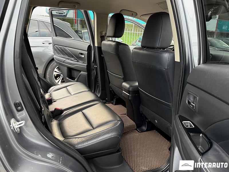 Mitsubishi Outlander 14 mitsubishi outlander 2015