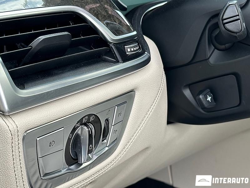 BMW 740 17 bmw 740 2016