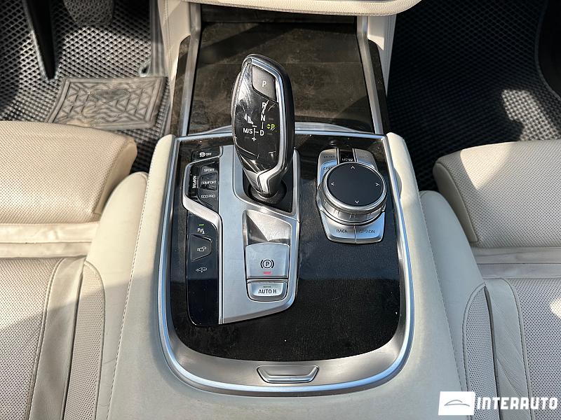 BMW 740 12 bmw 740 2016