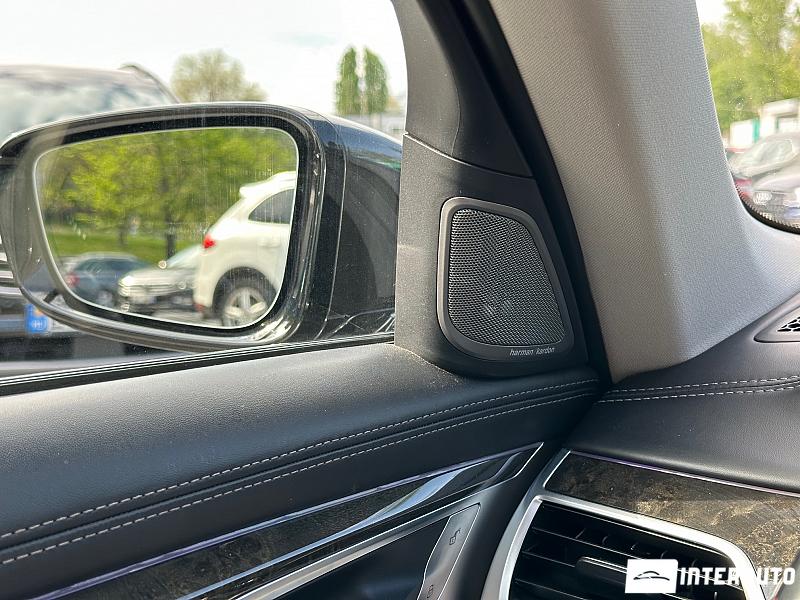 BMW 740 18 bmw 740 2016