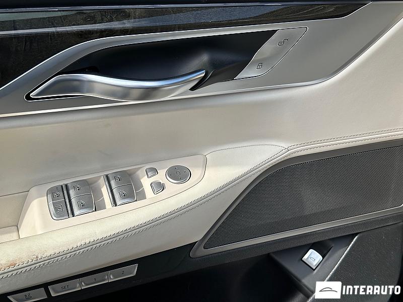 BMW 740 15 bmw 740 2016