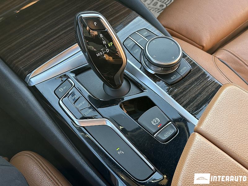 BMW 530 11 bmw 530 2019