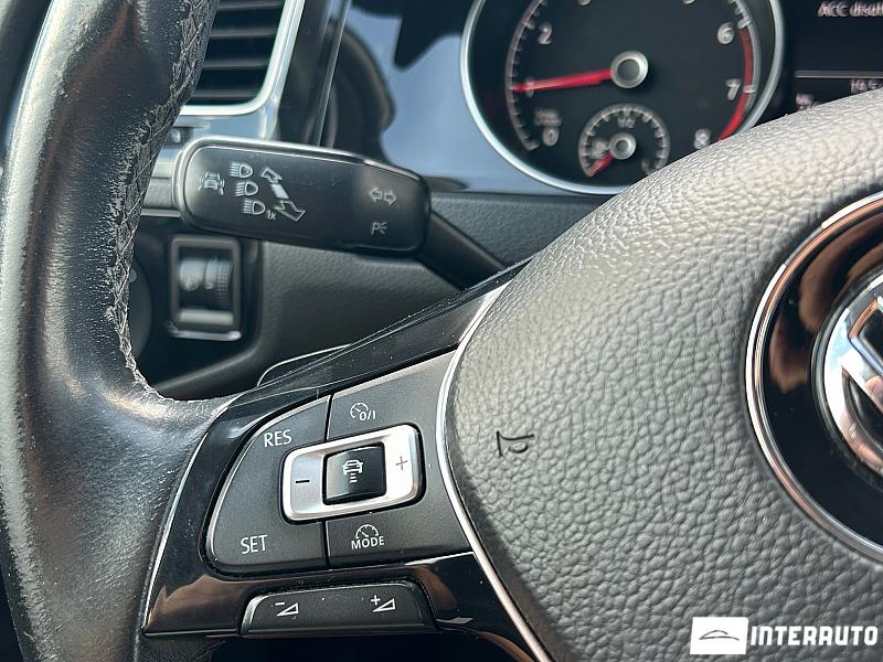 Volkswagen Golf 8 volkswagen golf 2014