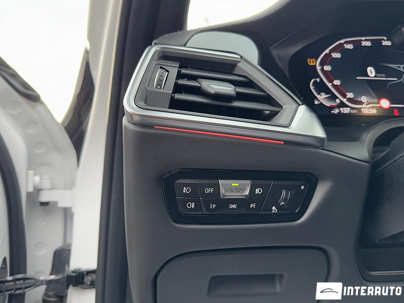 BMW 330E 26 bmw 330e 2019