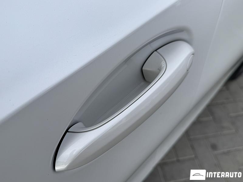 BMW 330E 23 bmw 330e 2019