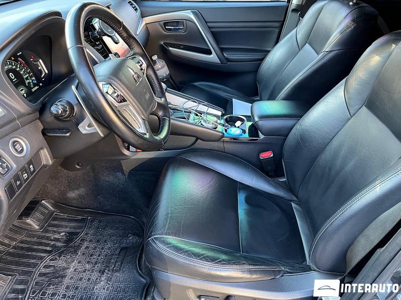 Mitsubishi Pajero Sport 7 mitsubishi pajero sport 2021