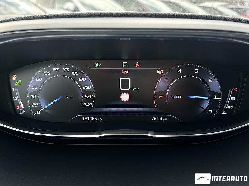 Peugeot 3008 8 peugeot 3008 2018