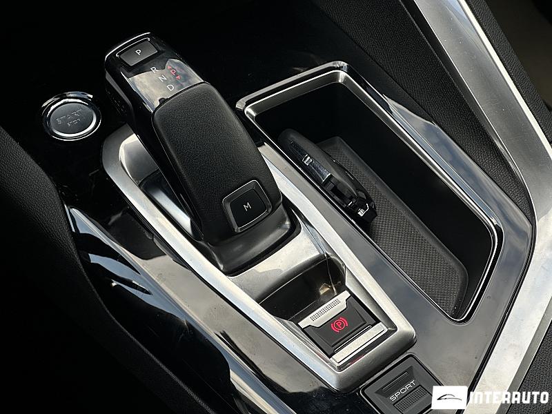 Peugeot 3008 13 peugeot 3008 2018