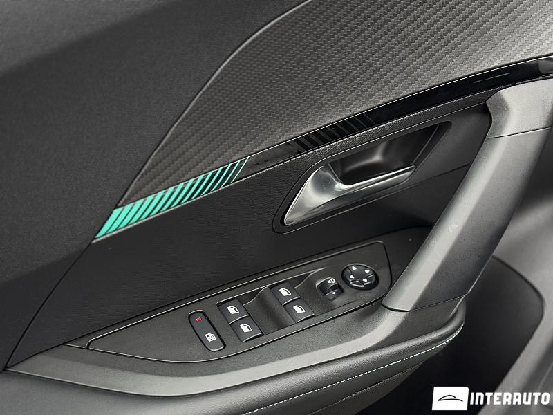 Peugeot 2008 7 peugeot 2008 2021