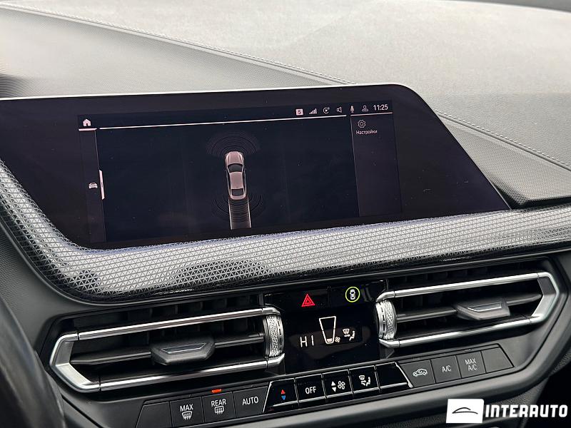 BMW 218d 11 bmw 218d 2021