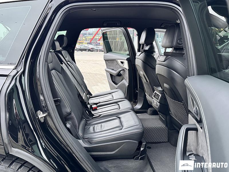 Audi Q7 E-Tron 15 audi q7 e-tron 2016