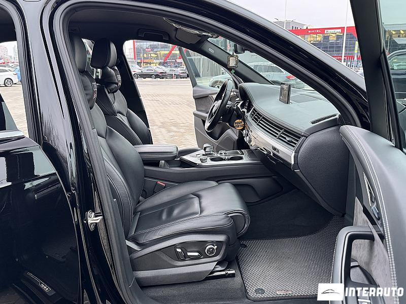 Audi Q7 E-Tron 16 audi q7 e-tron 2016