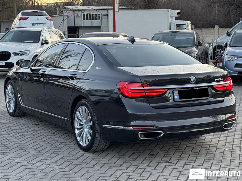 BMW 740e 2 bmw 740e 2018