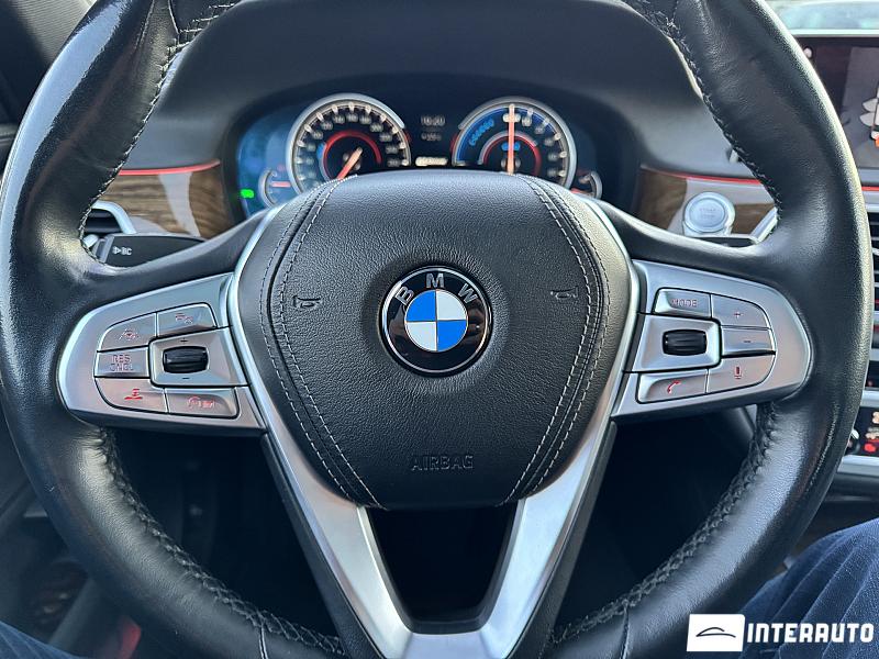 BMW 740e 16 bmw 740e 2018