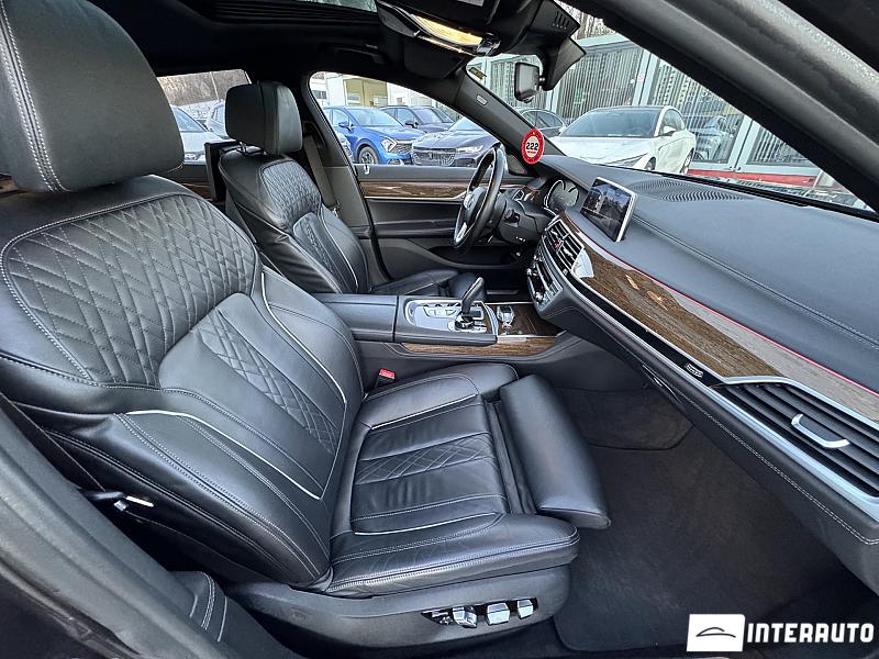 BMW 740e 22 bmw 740e 2018