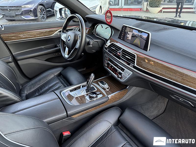 BMW 740e 23 bmw 740e 2018