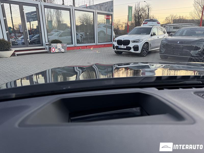 BMW 740e 25 bmw 740e 2018