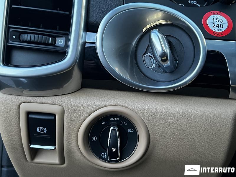 Porsche Cayenne S Hybrid 22 porsche cayenne s hybrid 2017