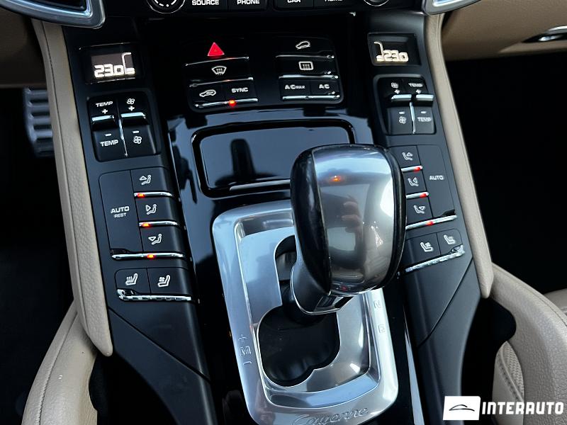 Porsche Cayenne S Hybrid 12 porsche cayenne s hybrid 2017