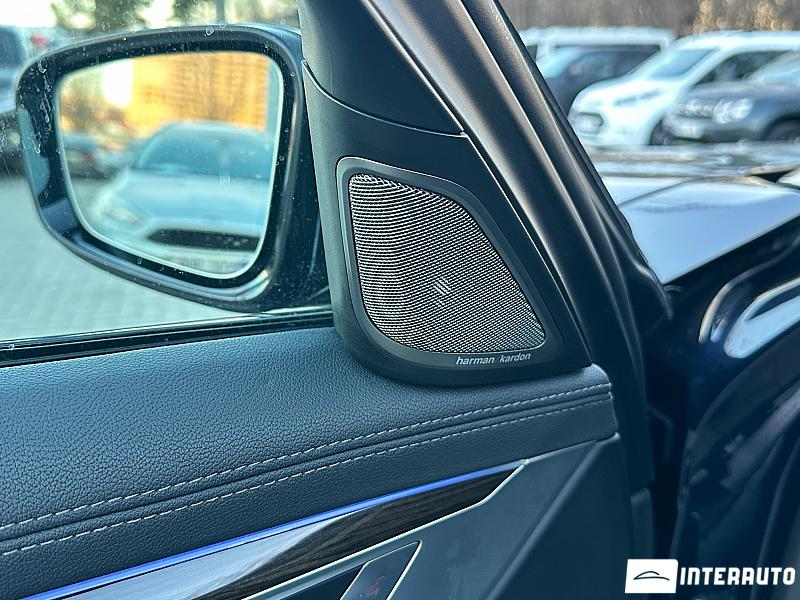 BMW 740 9 bmw 740 2020