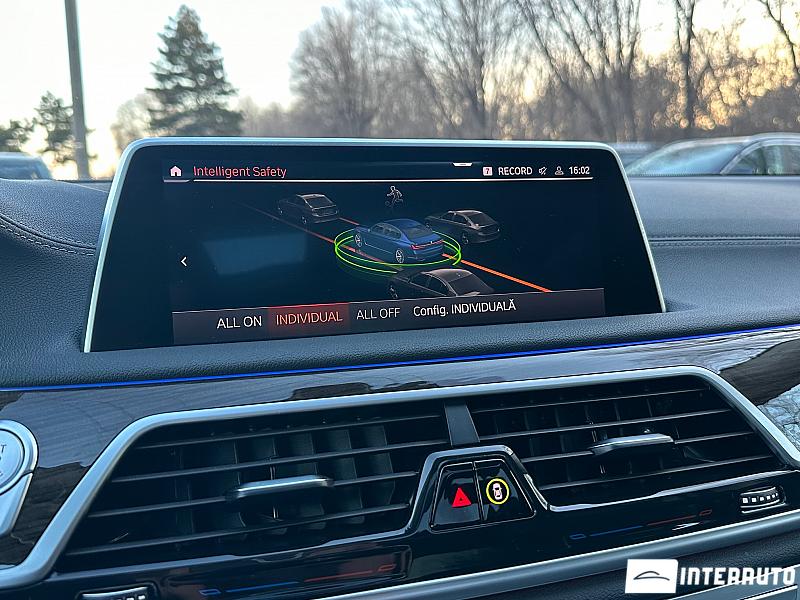 BMW 740 15 bmw 740 2020