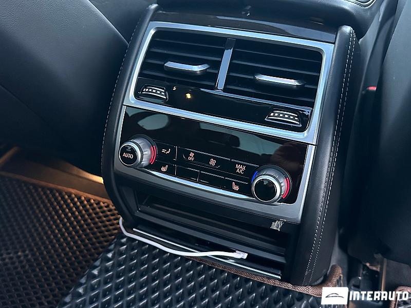 BMW 740 21 bmw 740 2020