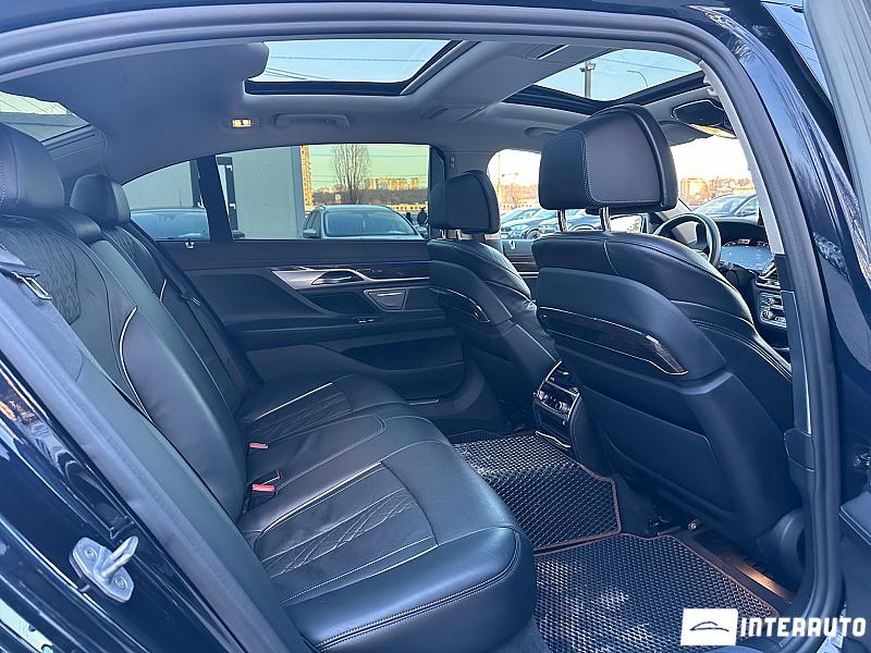 BMW 740 20 bmw 740 2020