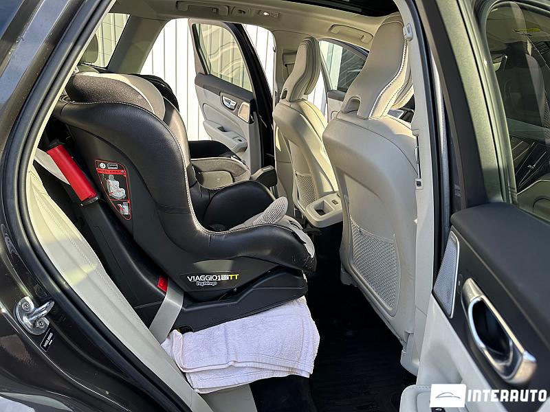 Volvo XC 60 20 volvo xc 60 2021