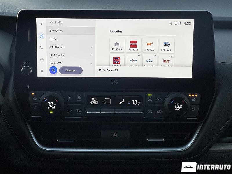 Toyota Highlander 9 toyota highlander 2024