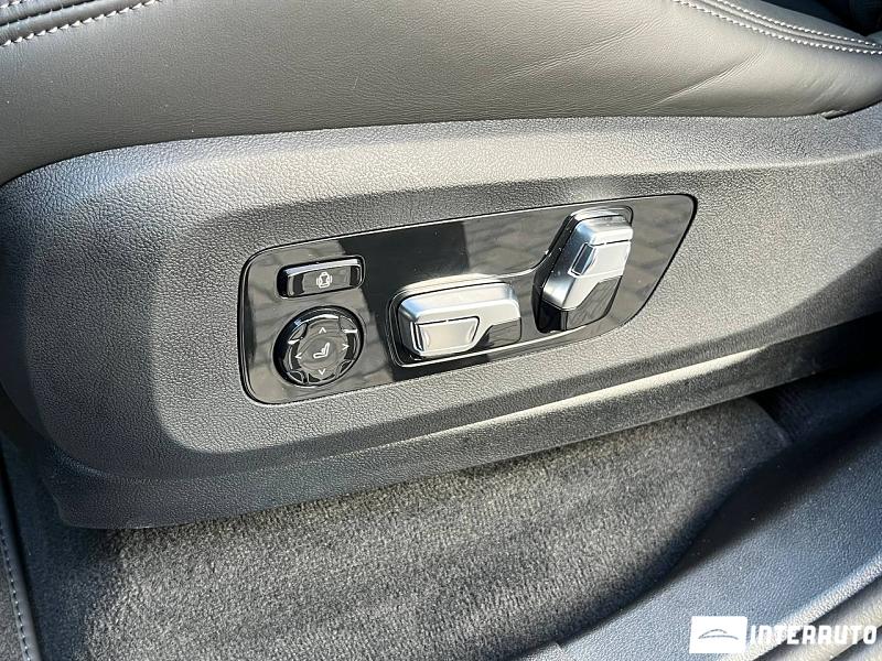 BMW X5 4.0i 19 bmw x5 4.0i 2024