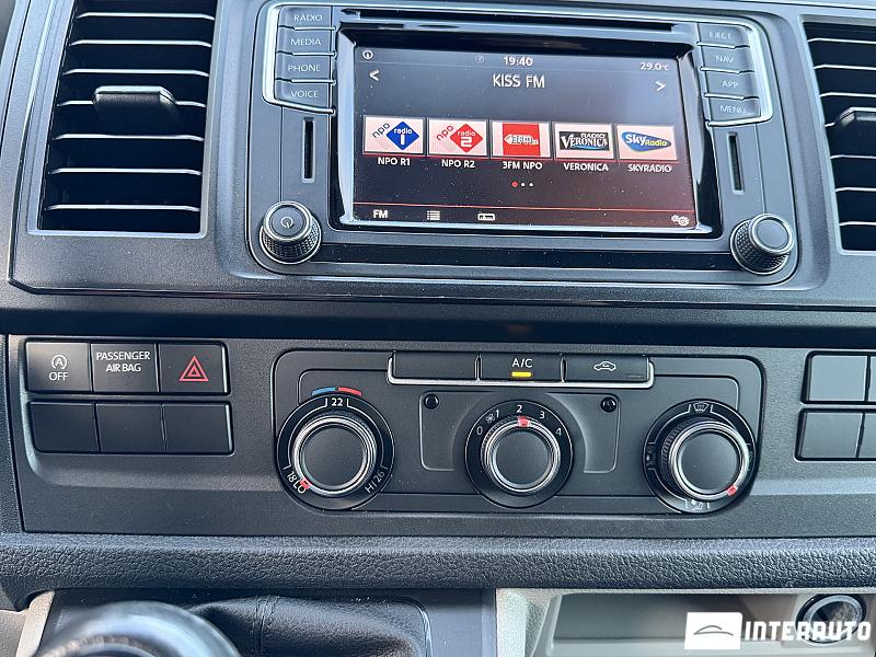 Volkswagen Transporter 9 volkswagen transporter 2017