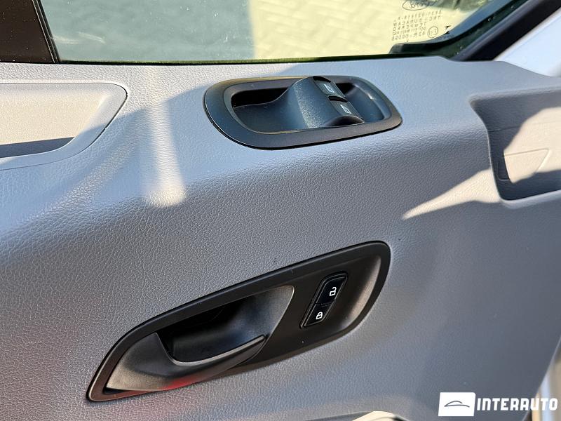 Ford Transit 6 ford transit 2014