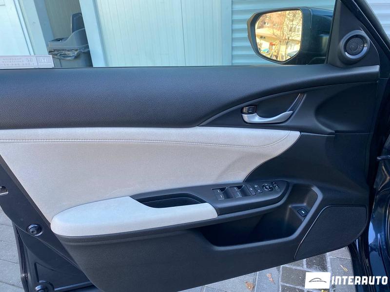 Honda Insight 5 honda insight 2020