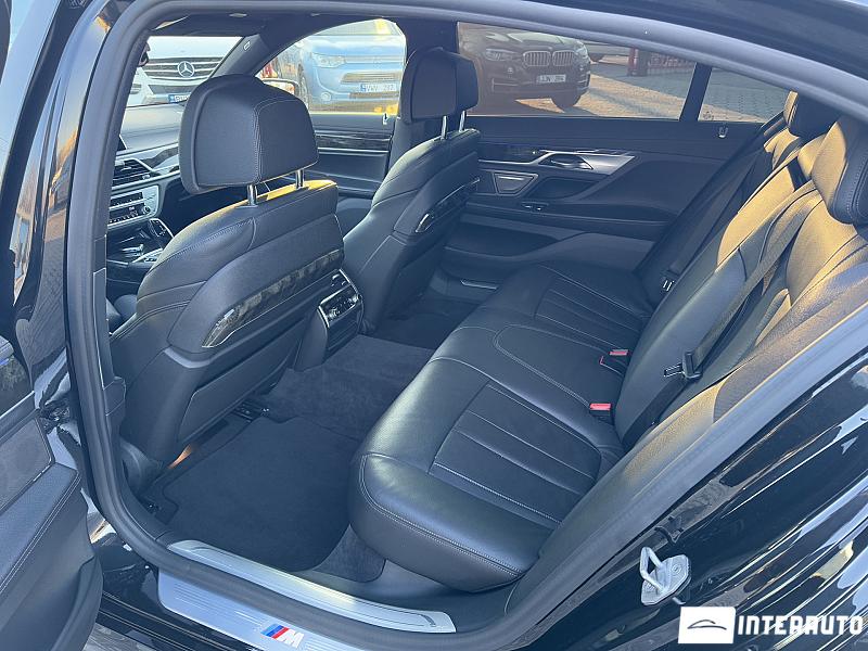 BMW 740 26 bmw 740 2021