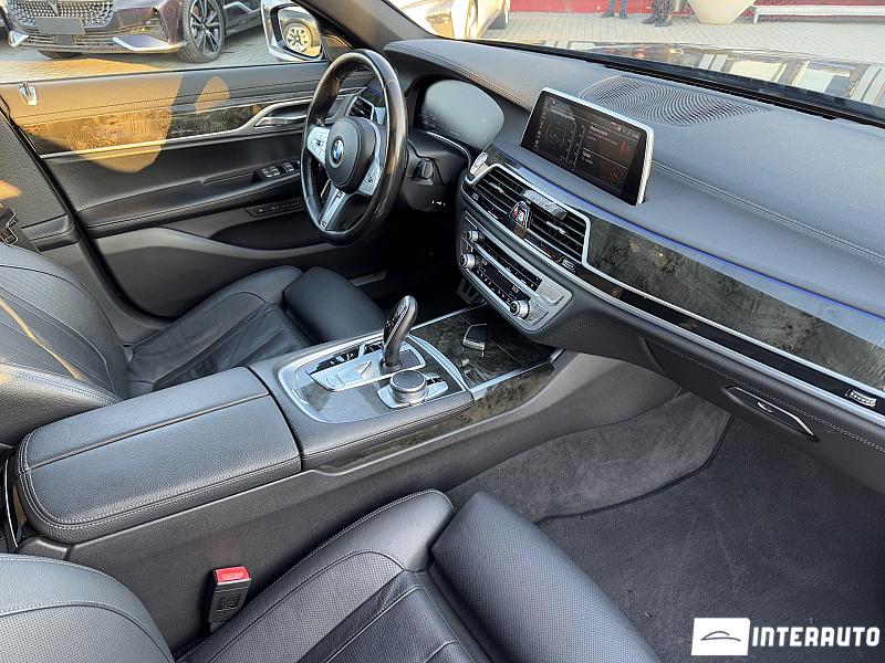 BMW 740 20 bmw 740 2021