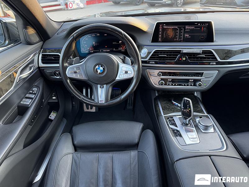 BMW 740 11 bmw 740 2021