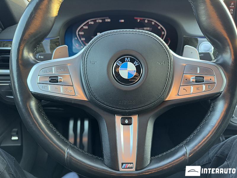 BMW 740 12 bmw 740 2021