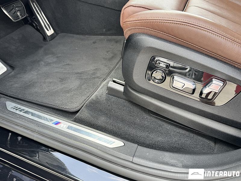 BMW X5 4.5e 29 bmw x5 4.5e 2021