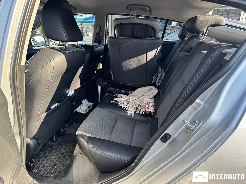 Honda Insight 15 honda insight 2012