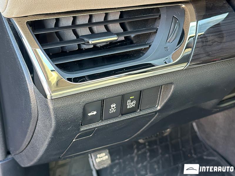 Toyota Avalon 8 toyota avalon 2013